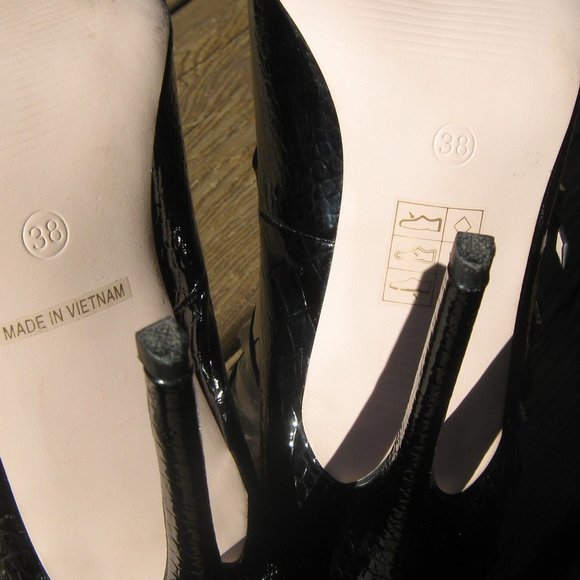 ASOS Paper Dolls Hathaway Strappy Buckles Black Croc Print 4" Heel Pumps SZ 7 - Picture 6 of 6